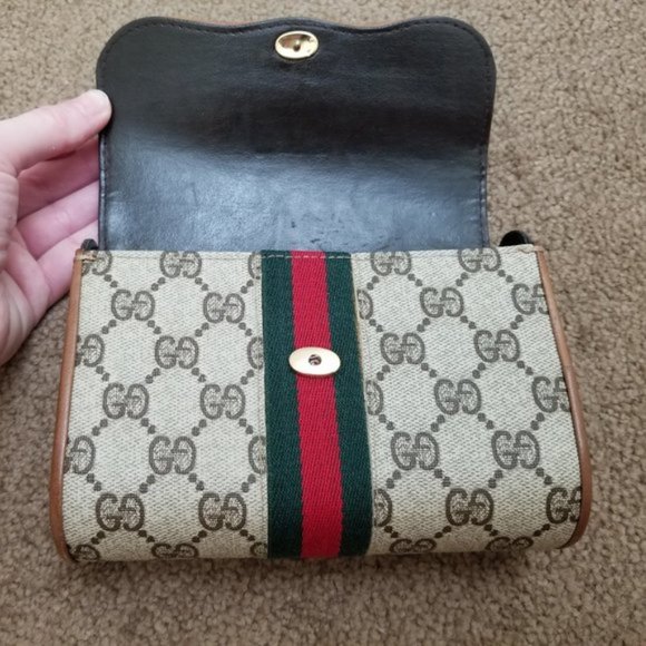 Rare Vintage Gucci Clutch - Picture 4 of 8